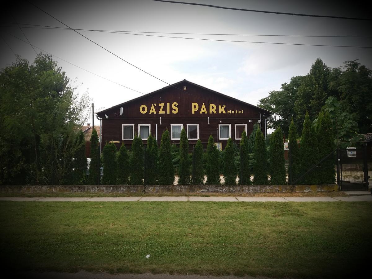 Oazis Park Motel Ráckeve Extérieur photo